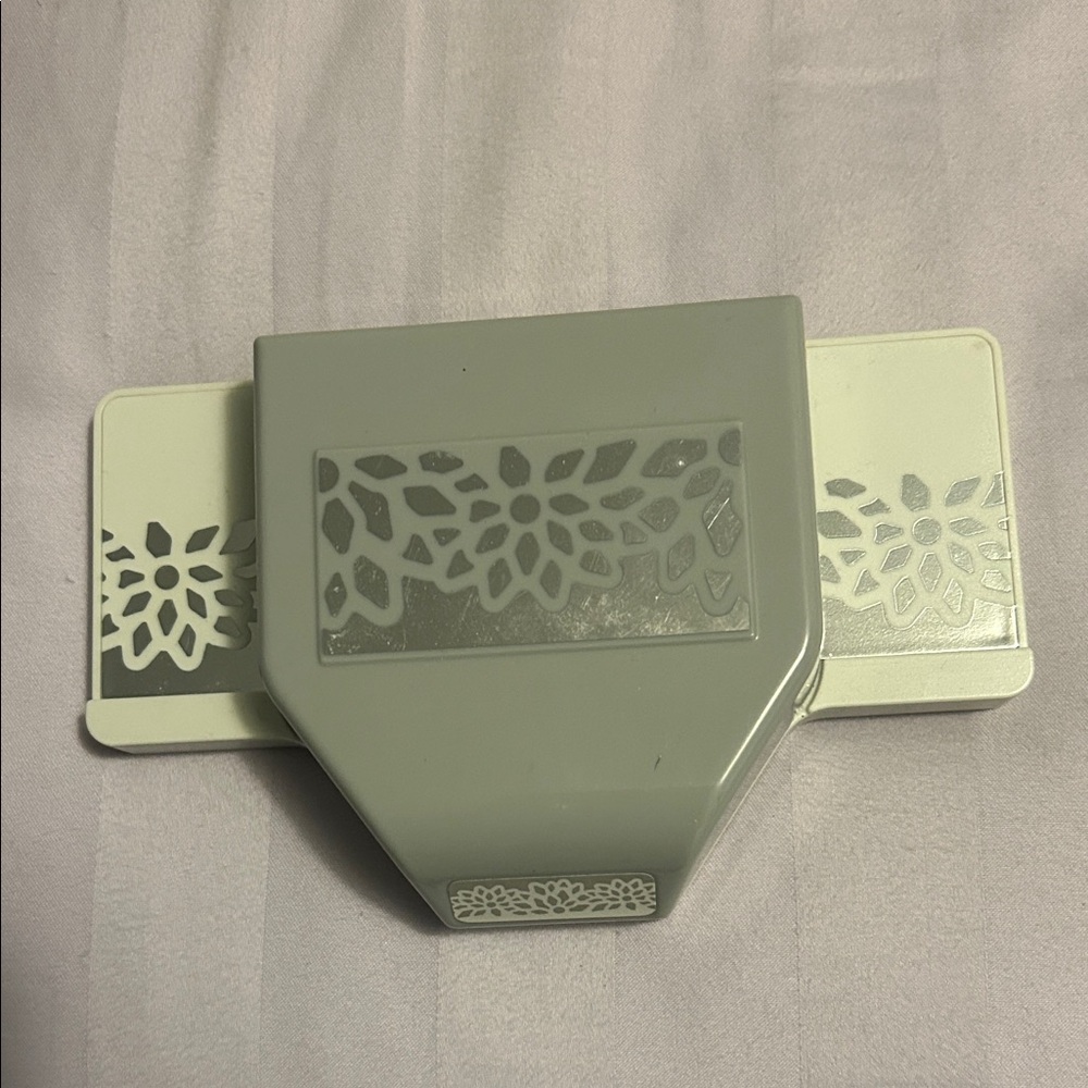 EK Gray and Cream Floral Punch Tool